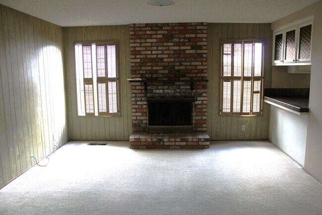 Photo - 3 bed/2 bath home on a quiet court