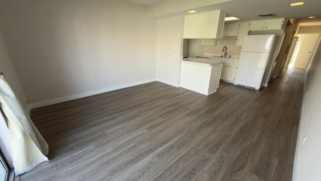 Photo - "Charming 1-Bedroom Condo Oasis in Phoenix - Your Perfect Urban Retreat!" Unit F