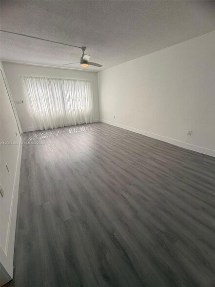 Photo - 20111 NE 27th Ct Unit K109