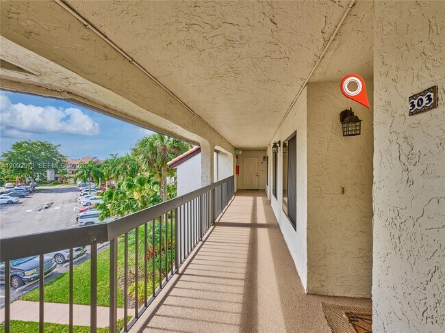 10143 Mangrove Dr Unit 303