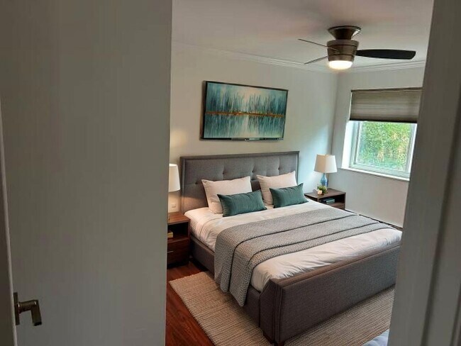 Photo - 65 N Clarkson St