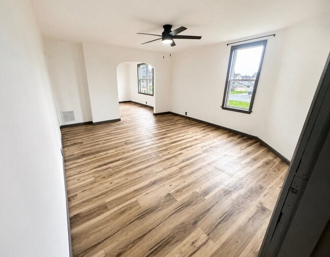 Photo - 946 29th St Unit 946 29th Street Altoona