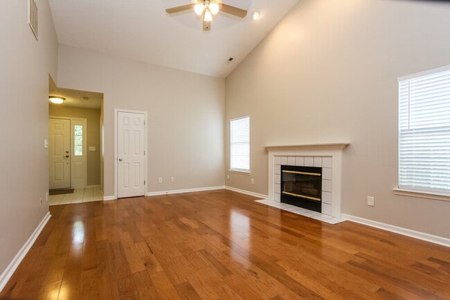 Photo - 1108 Newgate Cir