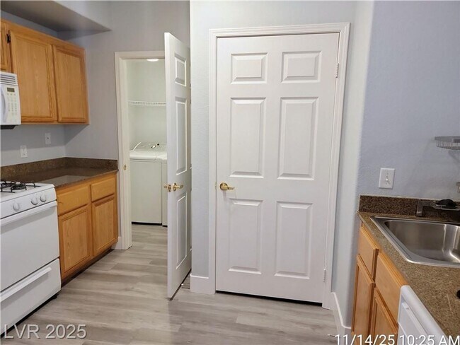 Photo - SOUTHWEST GATED 2-BED, 2-BATH FIRST-FLOOR ...