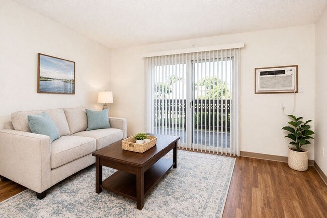 Photo - Woodland Heights