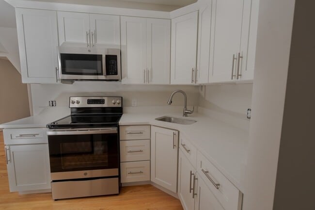 Photo - 11 Park St Unit 3