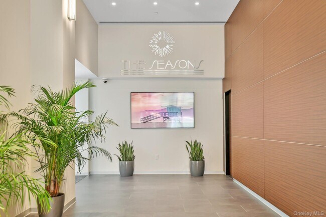 Photo - 4 Martine Ave Unit 1120