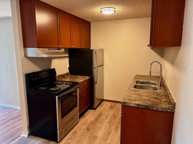 York Ave Apartments