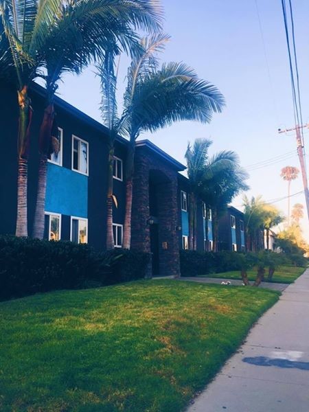 Capri Apartments at Isla Vista - Capri Apartments at Isla Vista