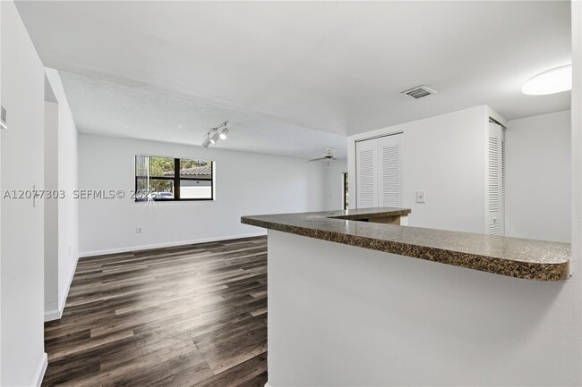 Photo - 9877 Nob Hill Ct Unit 9877