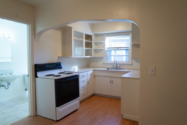 Photo - Ditch the Cookie Cutter — Live Somewhere a... Unit 203E