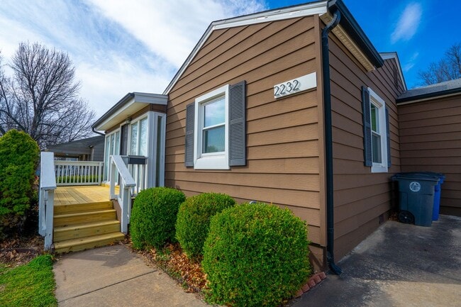 Photo - Charming And Cozy 2 Bedroom Home