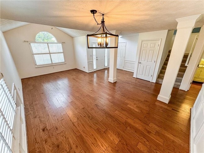 Photo - 1344 Treewood Trail