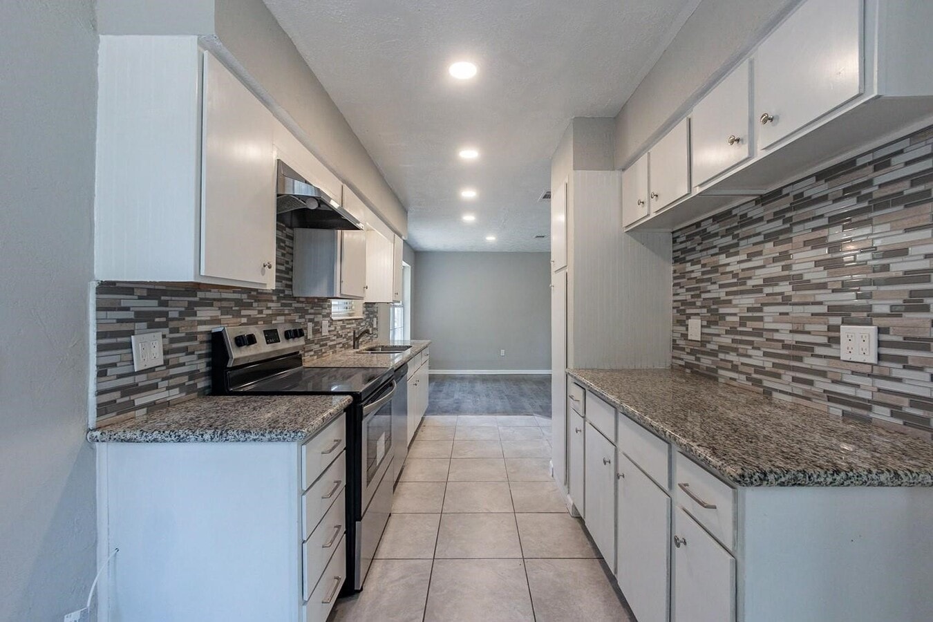 Photo - 2721 Carson Dr