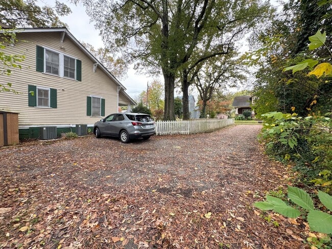 Photo - Downtown Statesville - 4 BR / 2 BA