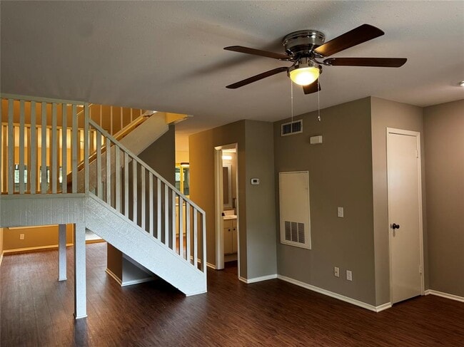 Photo - 5121 Fort Clark Dr