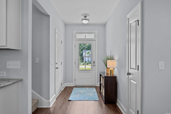 Photo - 85 E Hennings Wy