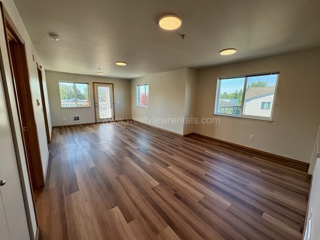 Photo - 139 Prince Ave Unit 301