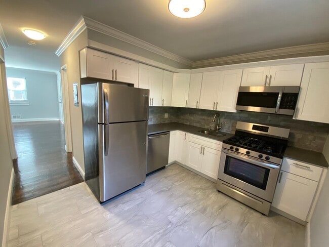 Building Photo - 801 Mountain Ave Unit A Rental