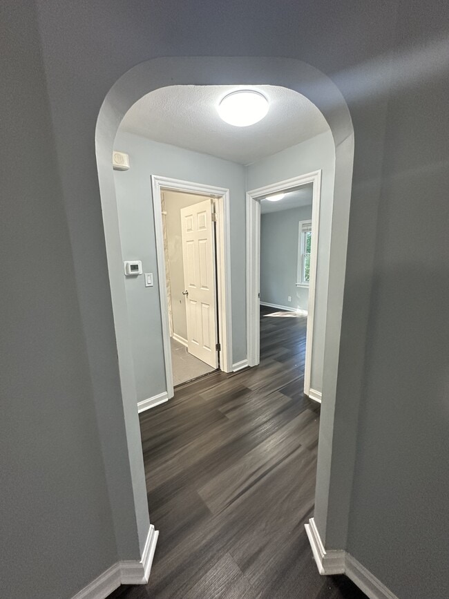 Photo - 1720 Kilburn Ave