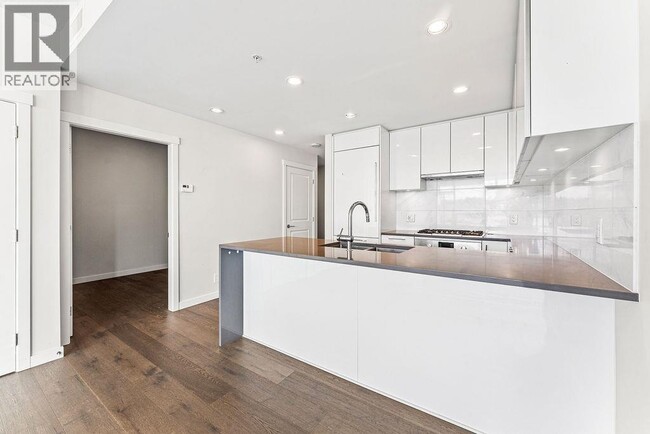 Photo - 3487 Binning Rd Unit 201