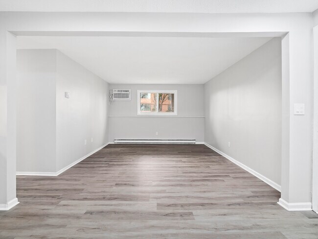 Pinegrove Apartments