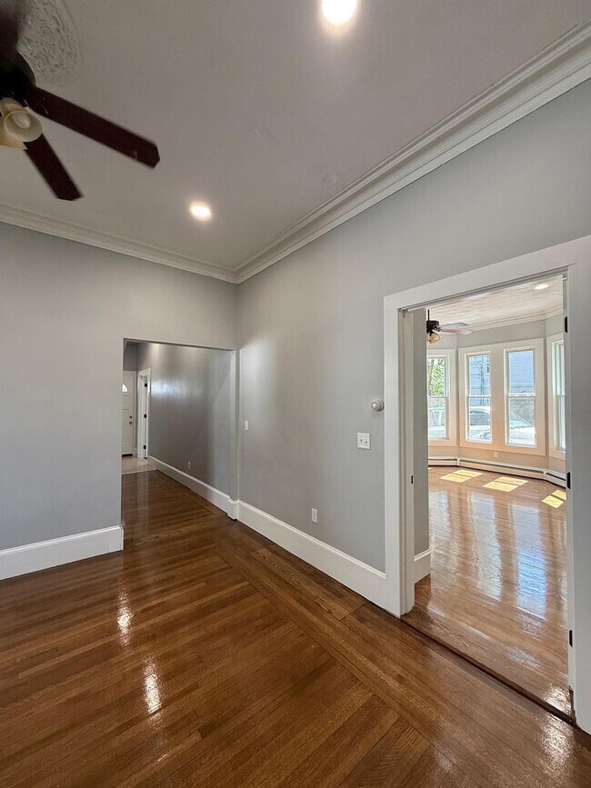 Photo - 58 Vinal Ave Unit 1