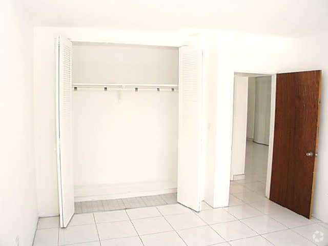 Armario - Coral Terrace