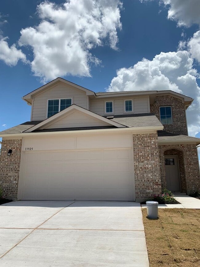 Building Photo - 13925 Macquarie Dr Rental
