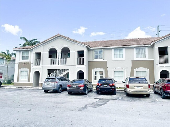 Photo - 2900 SE 17th Ave Unit 102