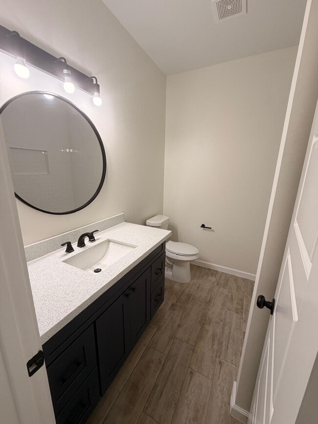 Photo - 487 Arboleda Ln