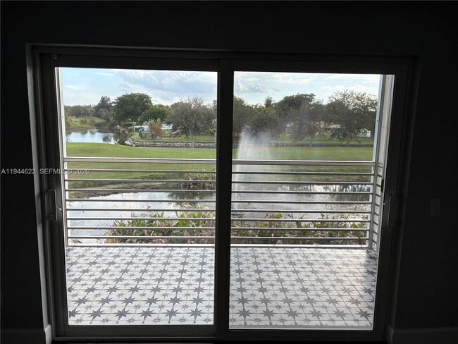 Photo - 2481 SW 82nd Ave Unit 203