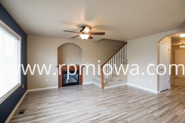 Photo - FINISHED BASEMENT!! 4 Bedroom, 3.5 Bathroom in an Established Neighborhood