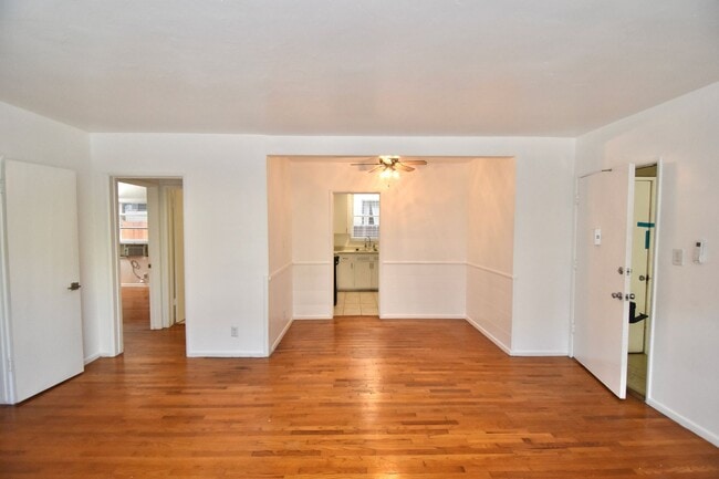 Photo - 14830 Dickens St Unit 02