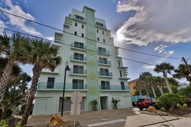 2801 Hill St Unit 502