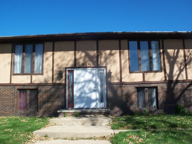 Photo - 315 S Ridge Dr