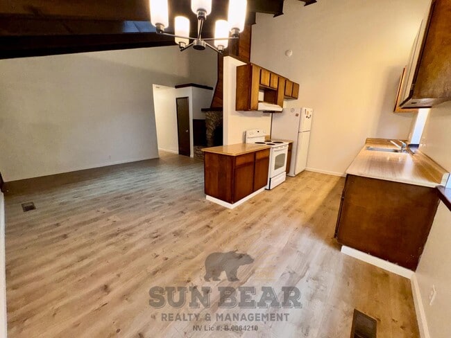 Photo - 1033 Tomahawk Trail Unit 1033 Tomahawk B