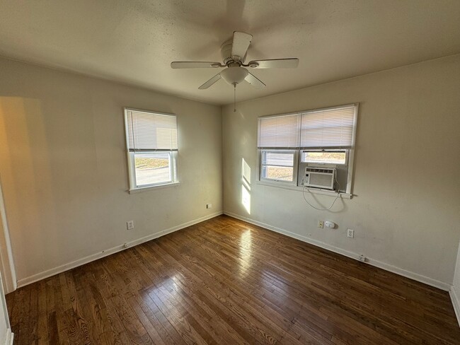 Photo - 503 W McPherson St