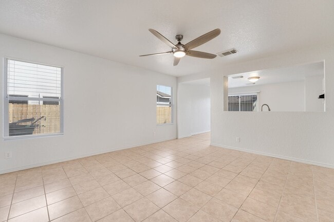 Photo - 3/2 Gem Near Palo Alto College