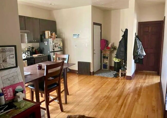 Photo - 996 Pleasant St Unidad 1