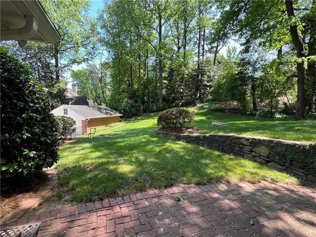 Photo - 42 Pine Lake Dr NW