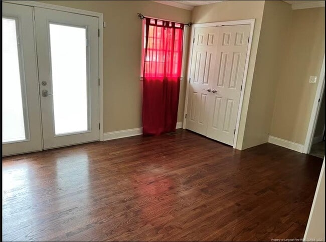 Photo - 4807 S Main St