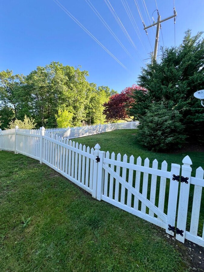 Photo - *2bed/1bath Duplex available in Sherwood F...