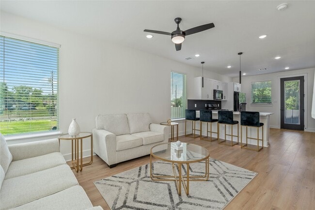 Building Photo - Villas at Mansfield Rental