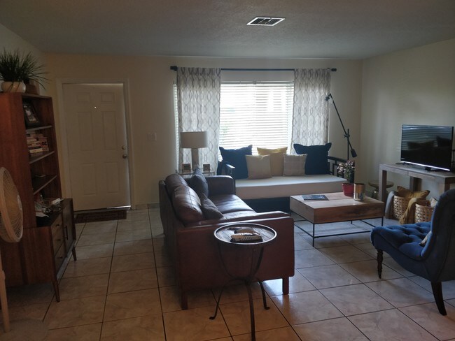 Photo - 661 Hastings St Unit 661