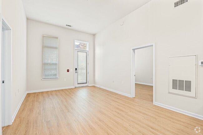 2BR, 2BA - 1,020SF - Living Room, DIning