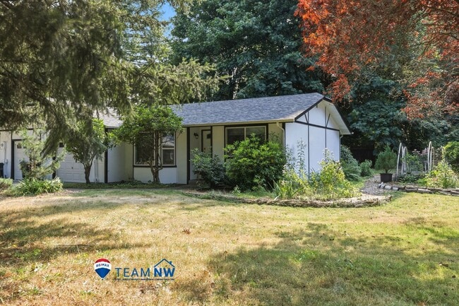Building Photo - 6626 Littlerock Rd SW