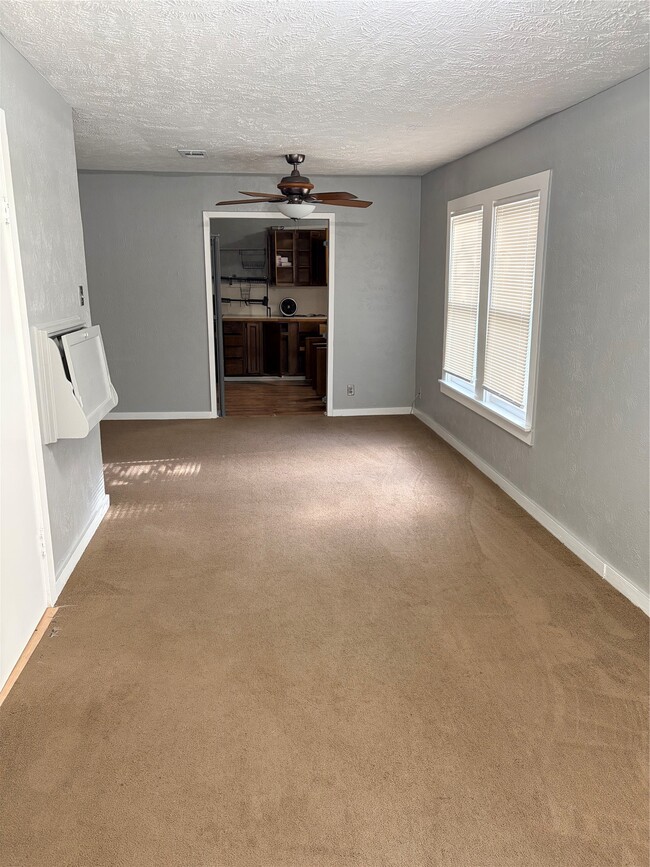 Photo - 1322 Avenue N