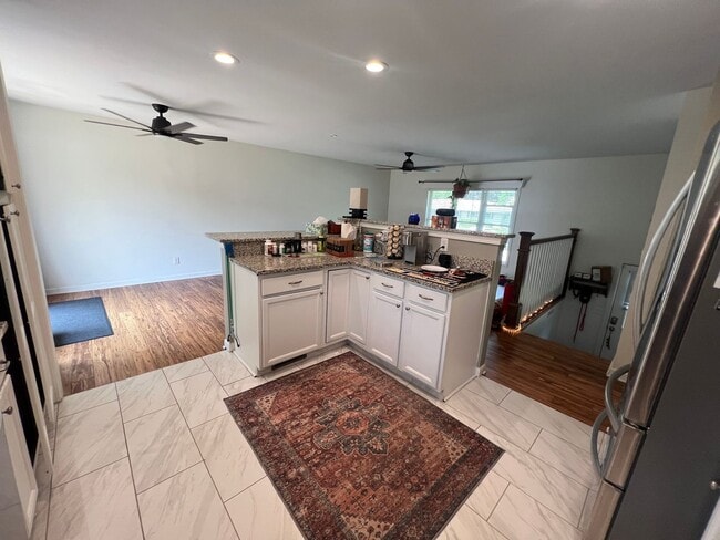 Photo - 420 Walnut St