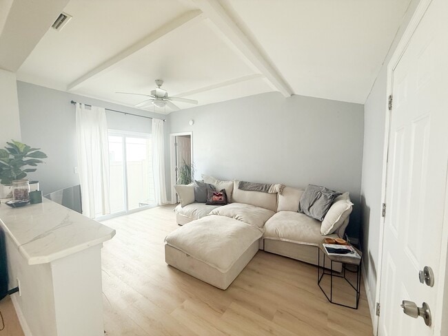 Photo - 165 133rd Ave E